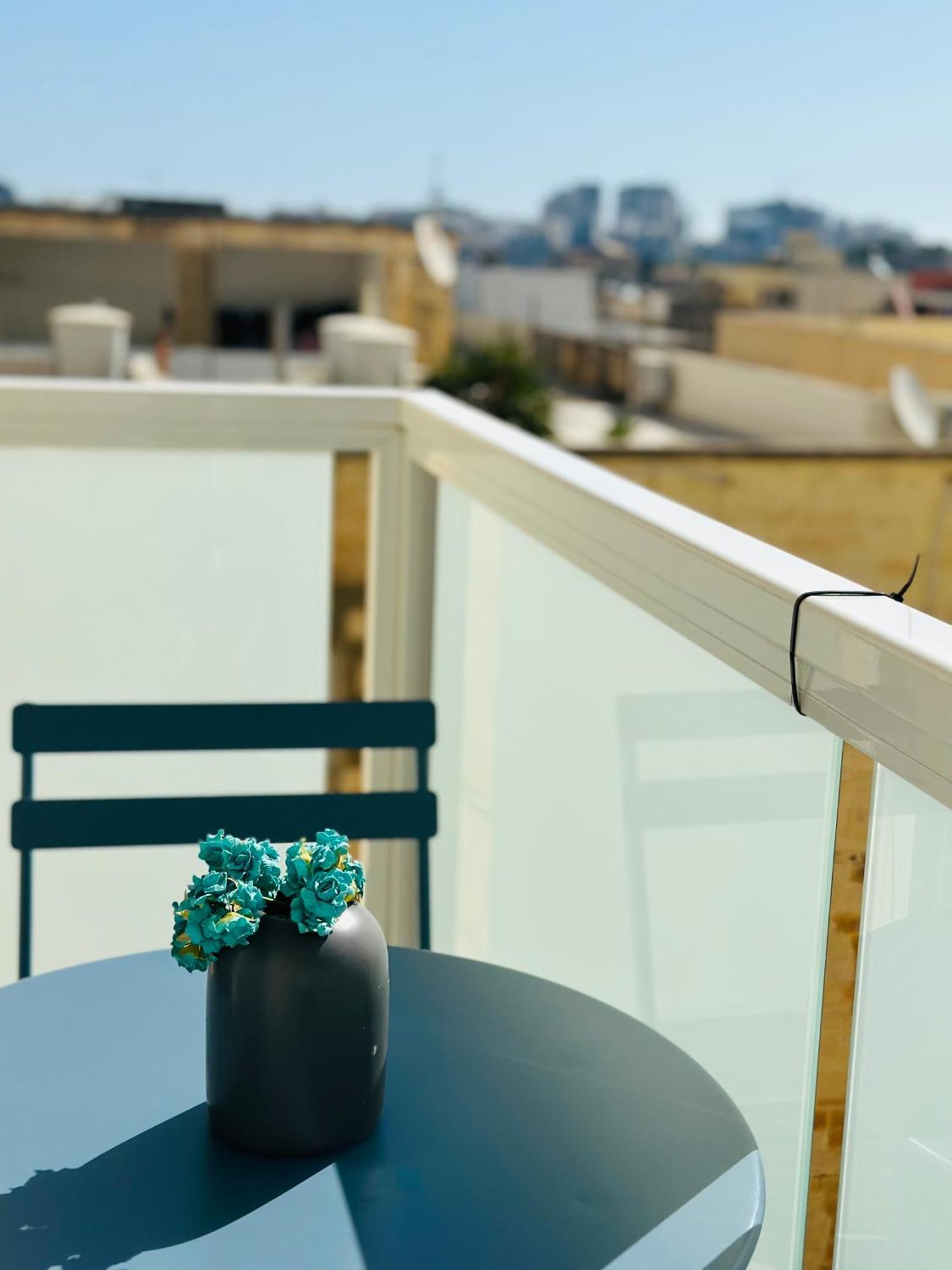 Blue Cosmo Apartment Ta Xbiex Bagian luar foto